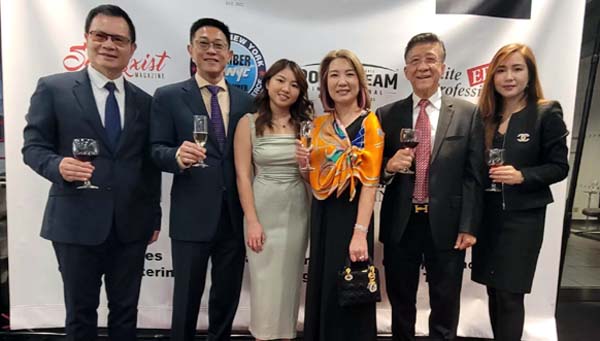 Johnny lui, Kevin Parker, Grace Zhong, Kelly Zhong,William su, Sana Bo