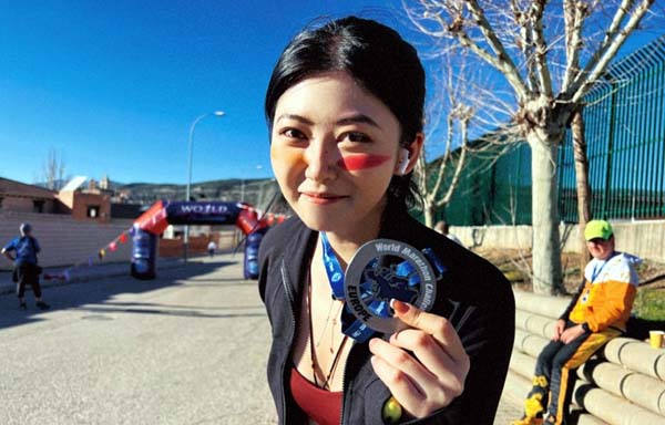 Elaine Du, 7th World Marathon Challenge