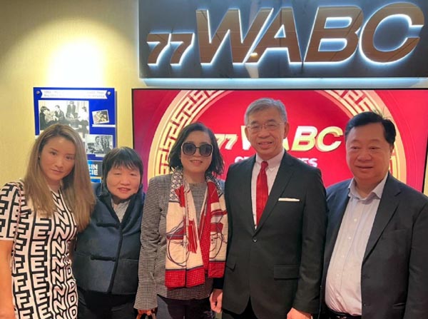 Vivian Huo, Grace King, Dr. Jeannie Yi , lester chang, John Lam