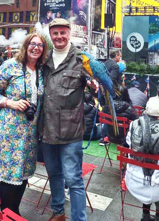 Earth_and_Water_Day_Concert_Times_Square-13_gerard_mc_Keon_Peace_Parrot