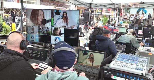 Earth_and_Water_Day_Concert_Times_Square-5-Broadcastin_worlwide
