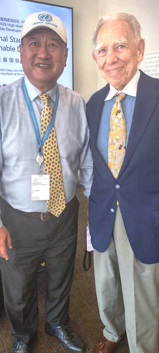 Yu Zhongren, Dr Lawrence Neuman