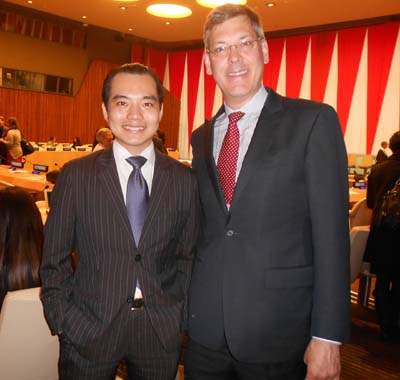 John Lee, Jim Luce