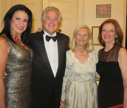 Donna and Dick Soloway, Patti Page, and Robin Weaver. Photo by: Joyce Brooks/Blacktiemagazine.com