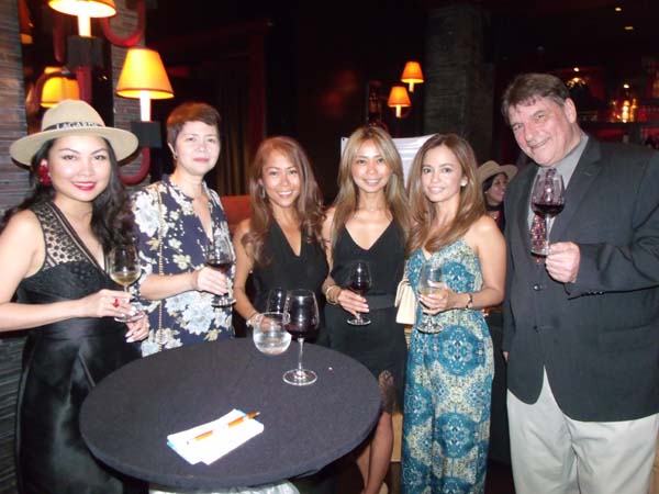 Laica Herrera, Paulette McCryjaime, Theresa Toyn, Maria Mc Kay, Jaquie Lane, Nigel Cosama,