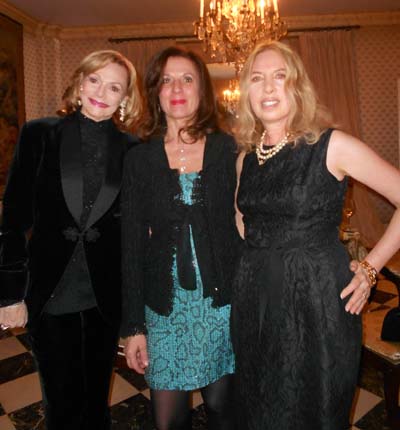 Ronnie Perl, Mary Sliwa and Lauren Lawrence. photo by: joyce brooks