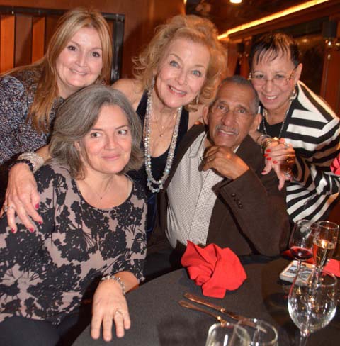 Tracy Peck Corbett, Kristin Peck Fuchs, EAKM, Doug & Sandra Thomas of Long Island. Photo by: Rose Billings/Blacktiemagazine.com