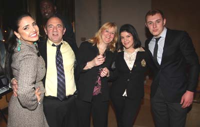 Karen Hoyos, Eddie Novetti, Leslie Novetti, Luz. K. Cuellan, Luca Forgeoise