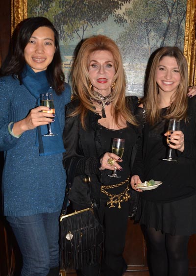 Diana Fu, Brenda Kravitz and granddaughter. photo by: rose billings/blacktiemagazine.com