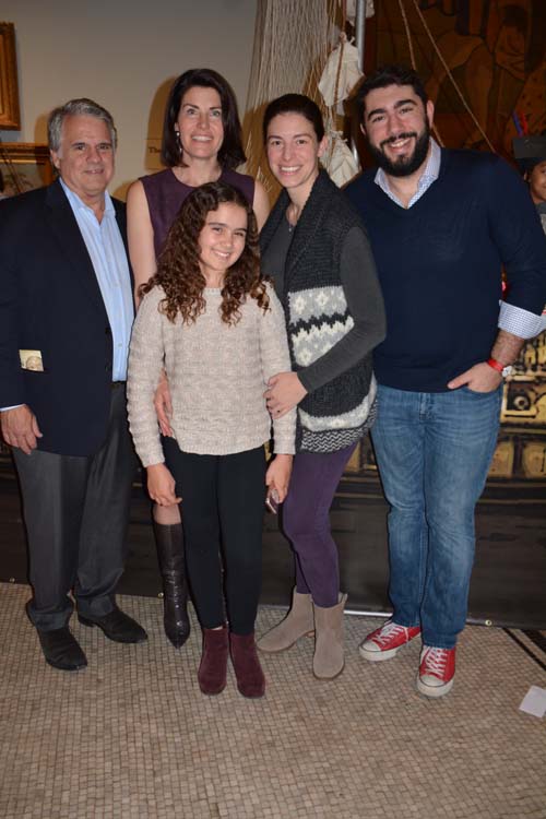  Joe DiMenna and Diana DiMenna and loving family. Photo by:  Rose Billings/Blacktiemagazine.com