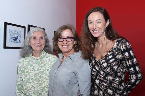 MiM artist Audrey Sheehan, Susan Disney Lord, daughter Christina Sheehan pictured with Audreys artwork entitled The Bird