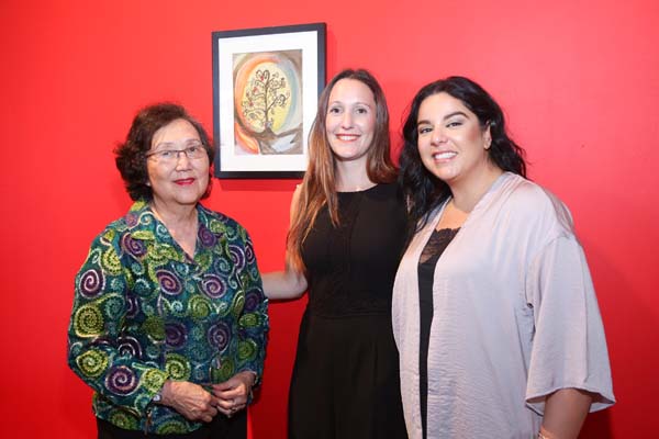 MiM artist Lorna Park,  MiM Manager Brianne Ellworth and ALZGLA Director, Clinical Outreach pictured with Lornas artwork entitled The Mystic Mirror