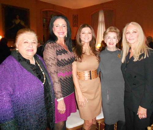 Ourania Soumas, Donna Soloway, Sonia Nassery Cole, Lila Prounis, Barbara Winston. Photo by: Joyce brooks/Blacktiemagazine.com