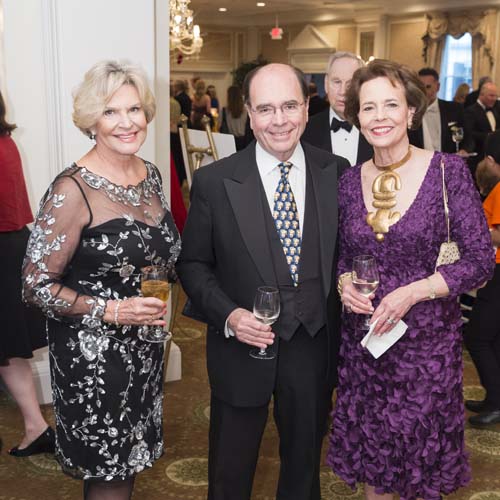 Linda Applegarth, Jim Lockhart, Cricket Lockhart