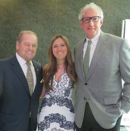 Honoree, Rod Gilbert, Alana Galloway, Associate Committee and Barry Klarberg. Photo by: Joyce Brooks/Blacktiemagazine.com