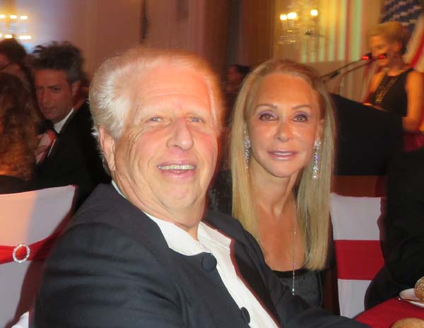 Bruce and Barbara Winston. Photo by: Joyce Brooks/Blacktiemagazine.com