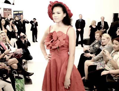 Elosie Santos, outfit design by Grace Edwards