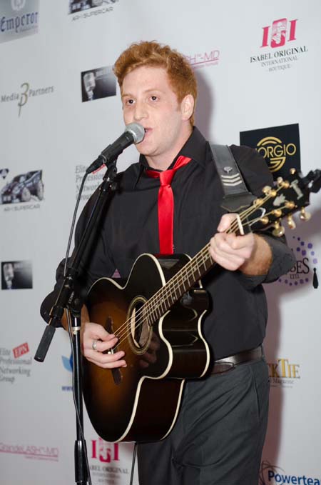 Pop Singer Don Godlin