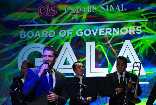  Matthew Morrison performs on stage